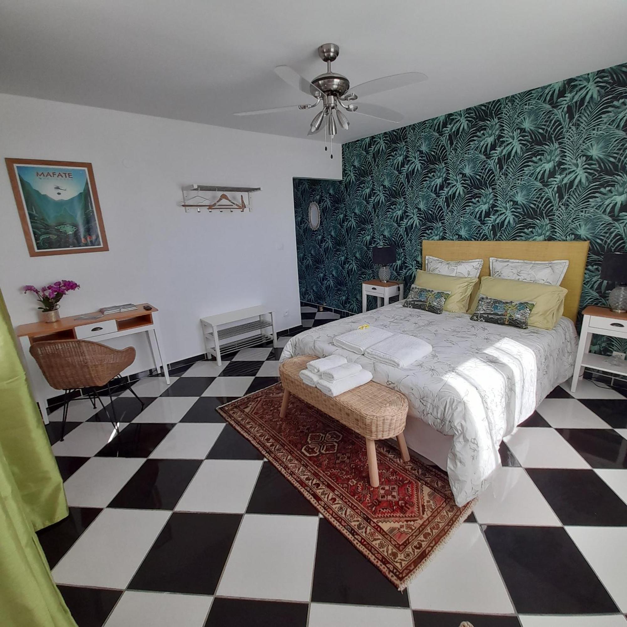 Le Bois de Nefles  Villa Garriga חדר תמונה